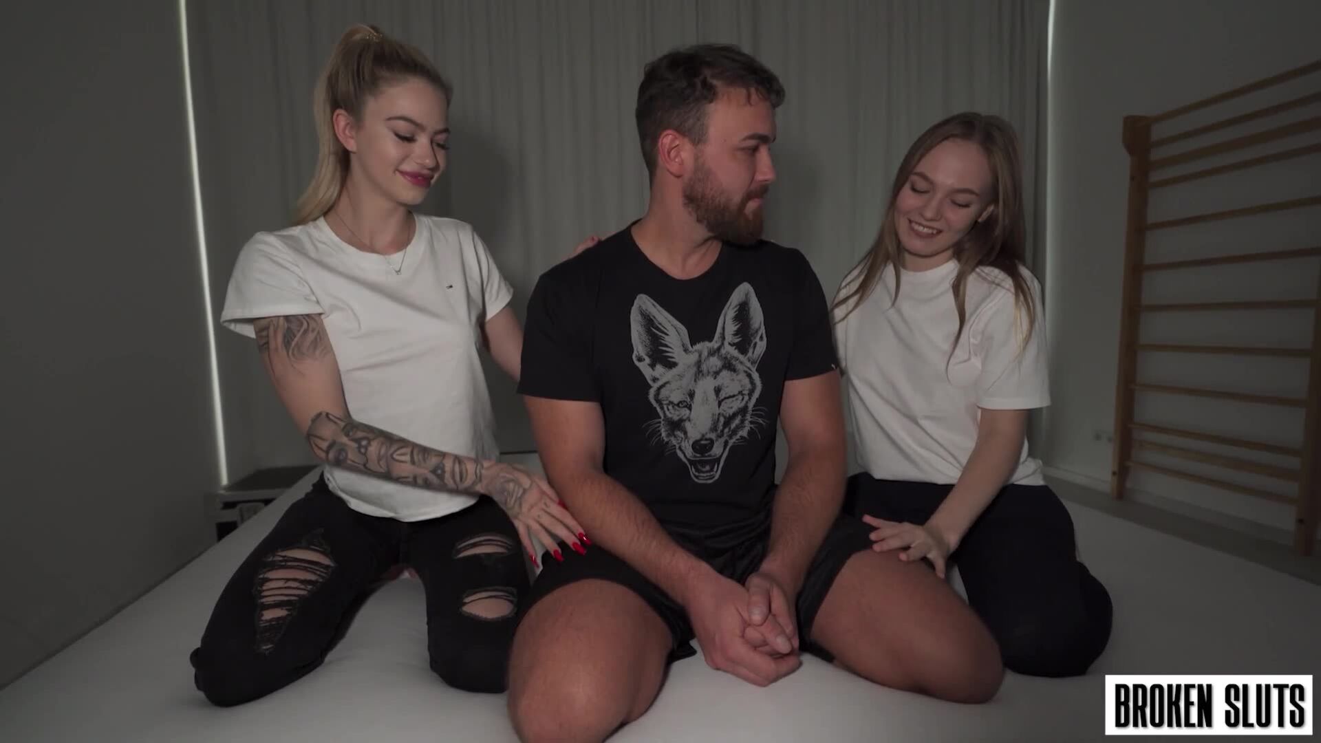 COLLEGE GIRLS MEET MRBIGFATDICK