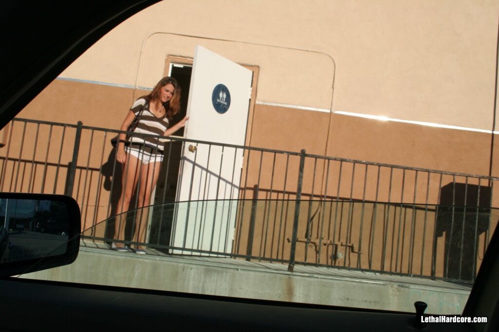 Allie Haze Has Some Fun In The Glory Hole