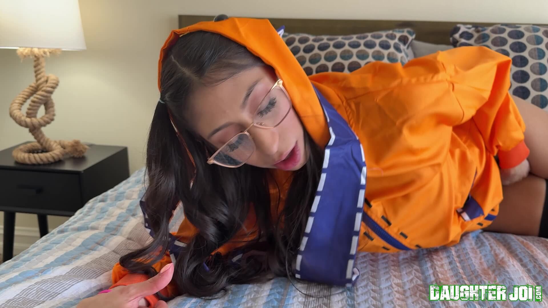 Sona Bella: Cum for Me StepDaddy