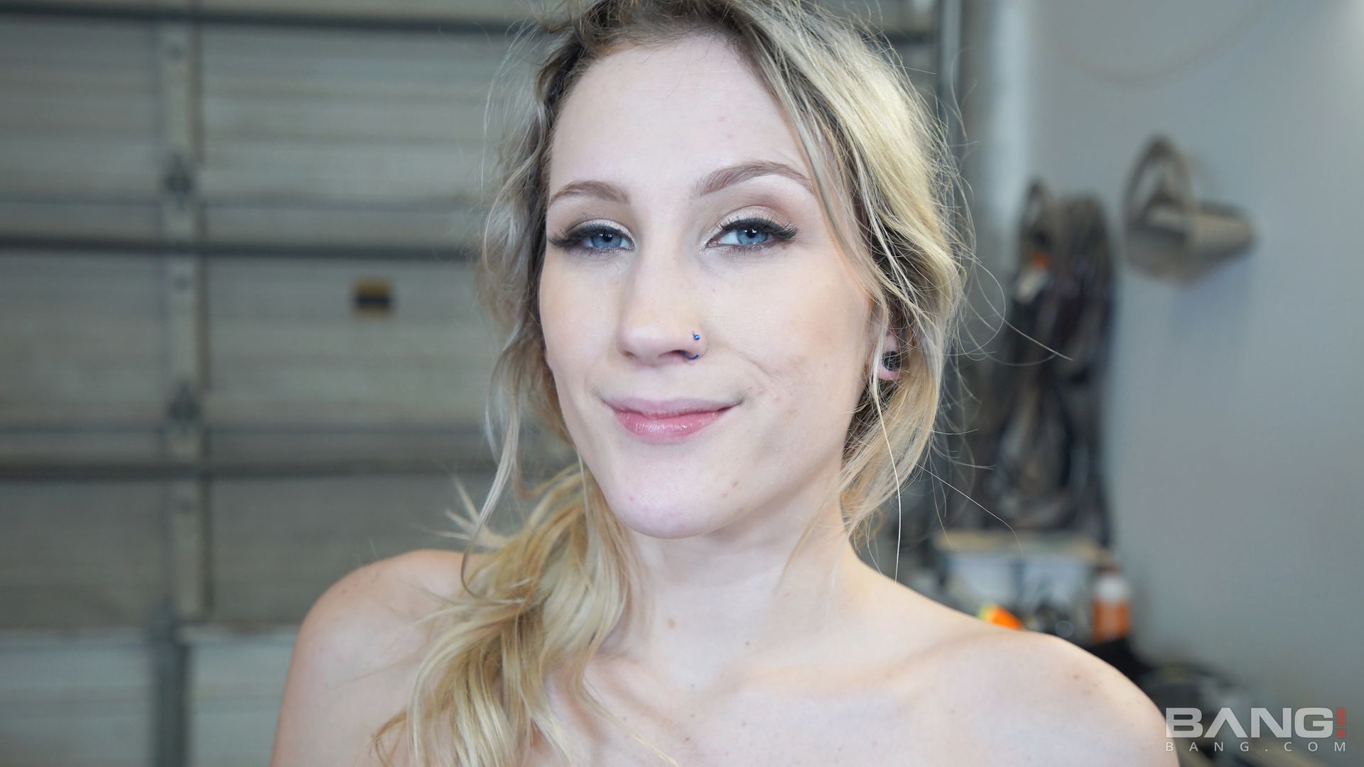 Josie Jewells Works Two Jobs And Just Wants To Some Dick