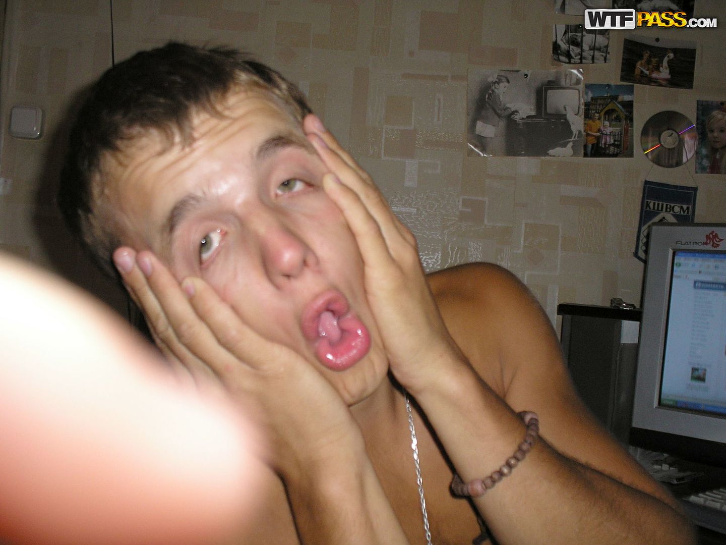 Amateurs naked in the sauna