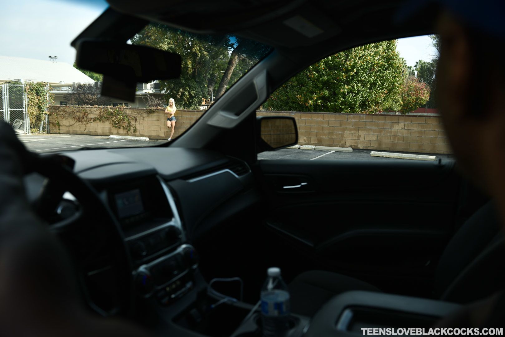 To Catch A White Woman