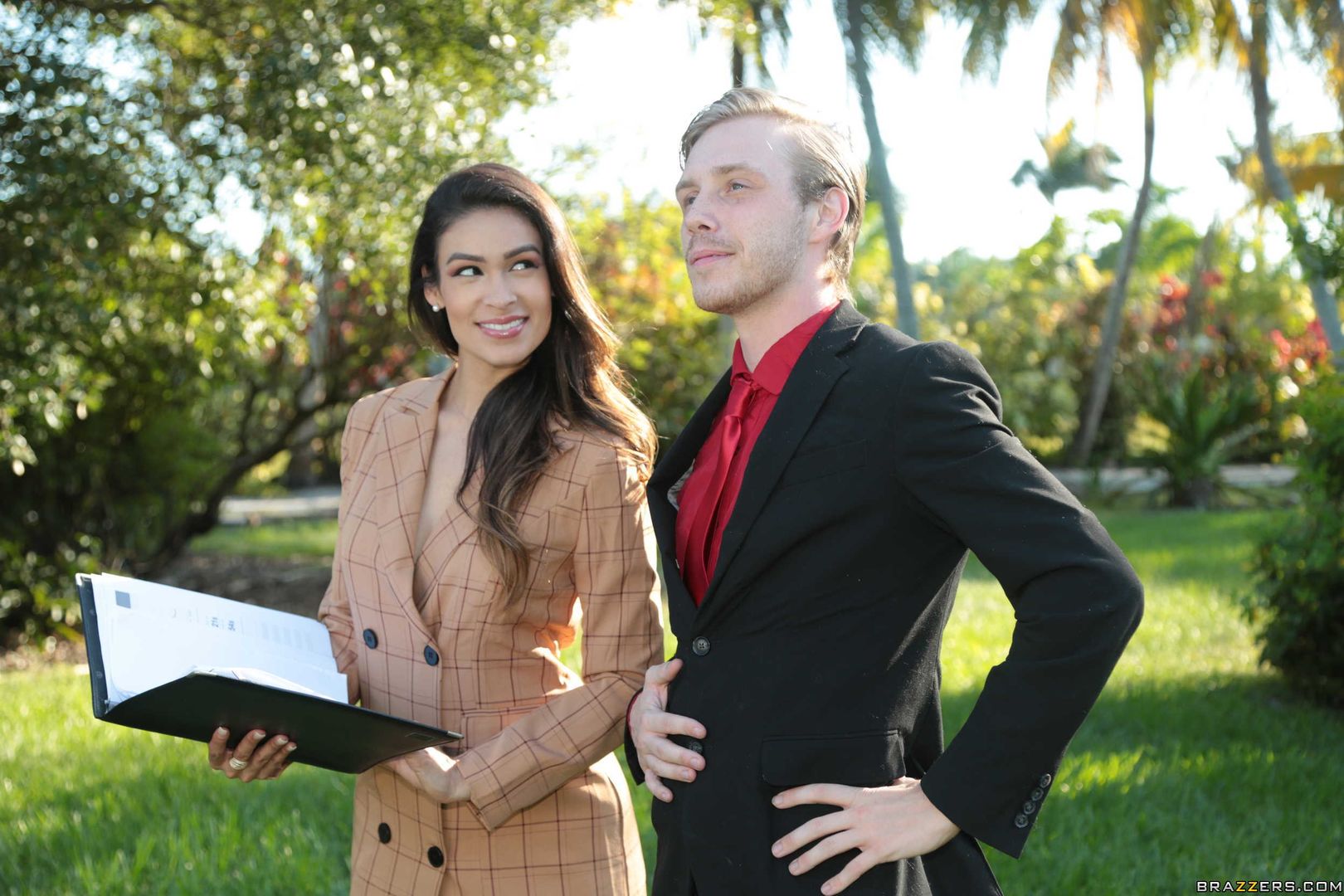 I'm Trying To Sell A House!