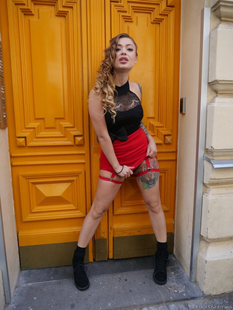 Misha Maver: Anal & Double Penetration