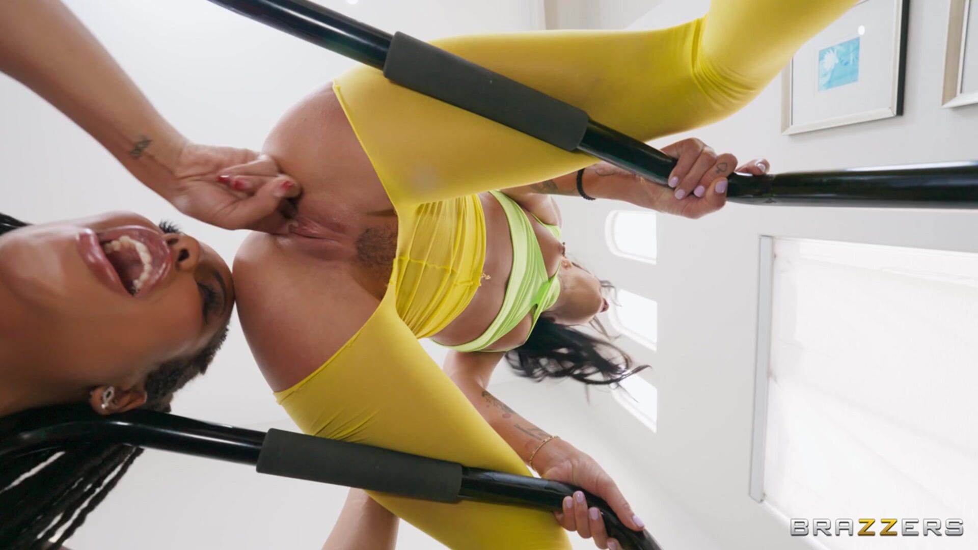 Lesbians Level Up Their Workout