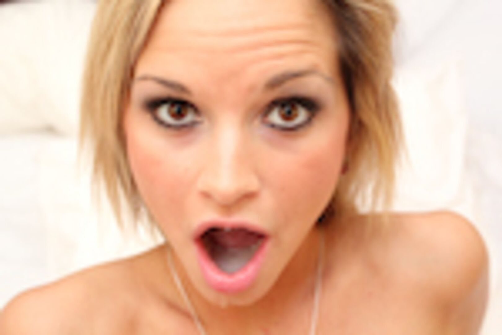 Amateur Blonde Mouthful