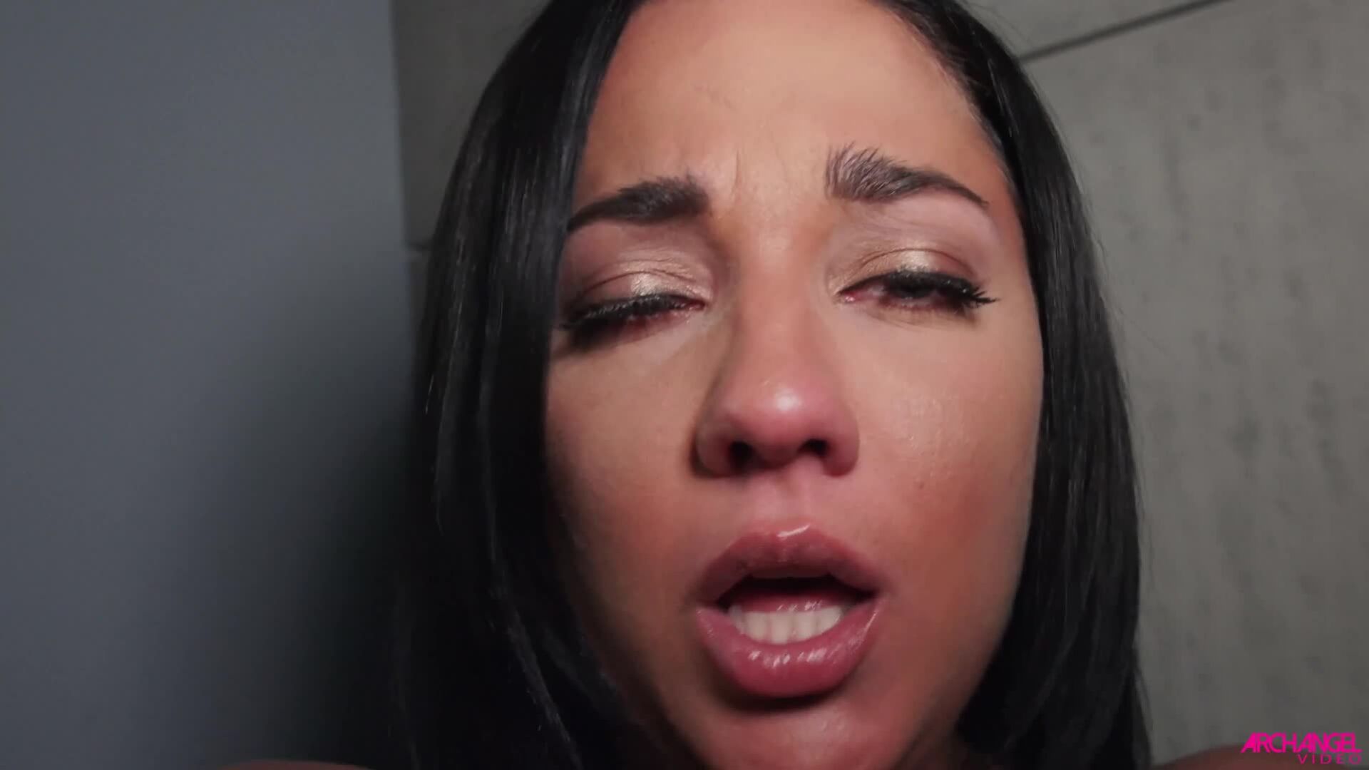 Amara Romani: Small Tits,Big Gape
