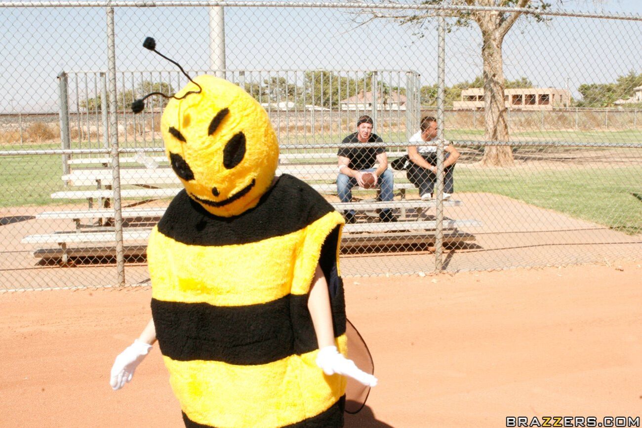 Mascot! Show Me Your Moves