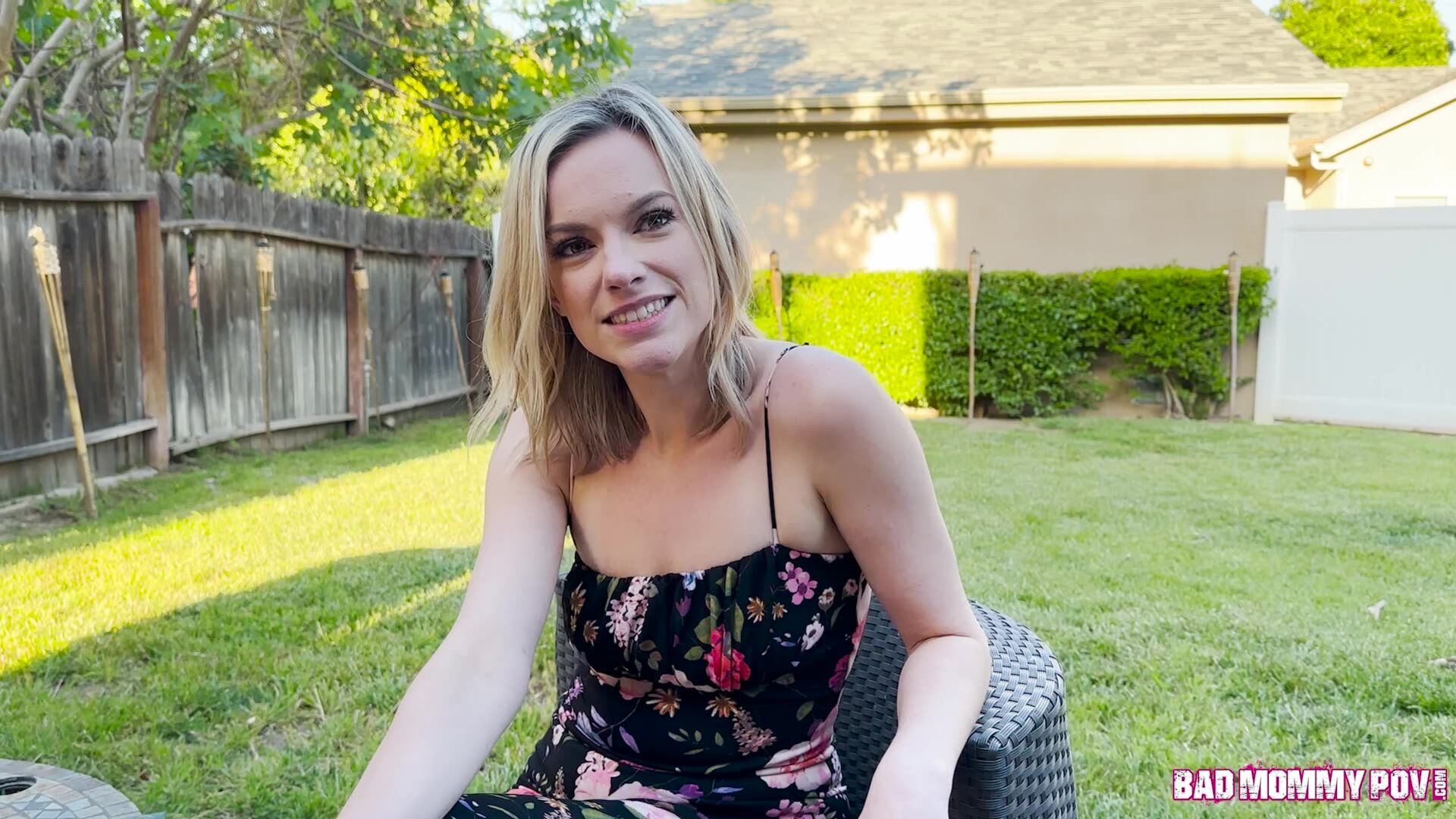 Hot Stepmommy Lindsey Lakes Seduced By Her Stepson