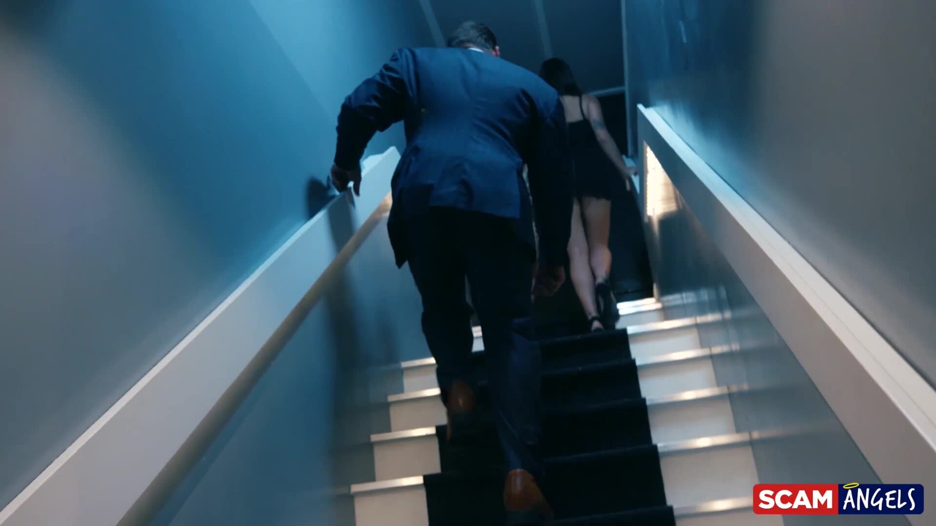 ScamAngels: Going Clubbing For Cock