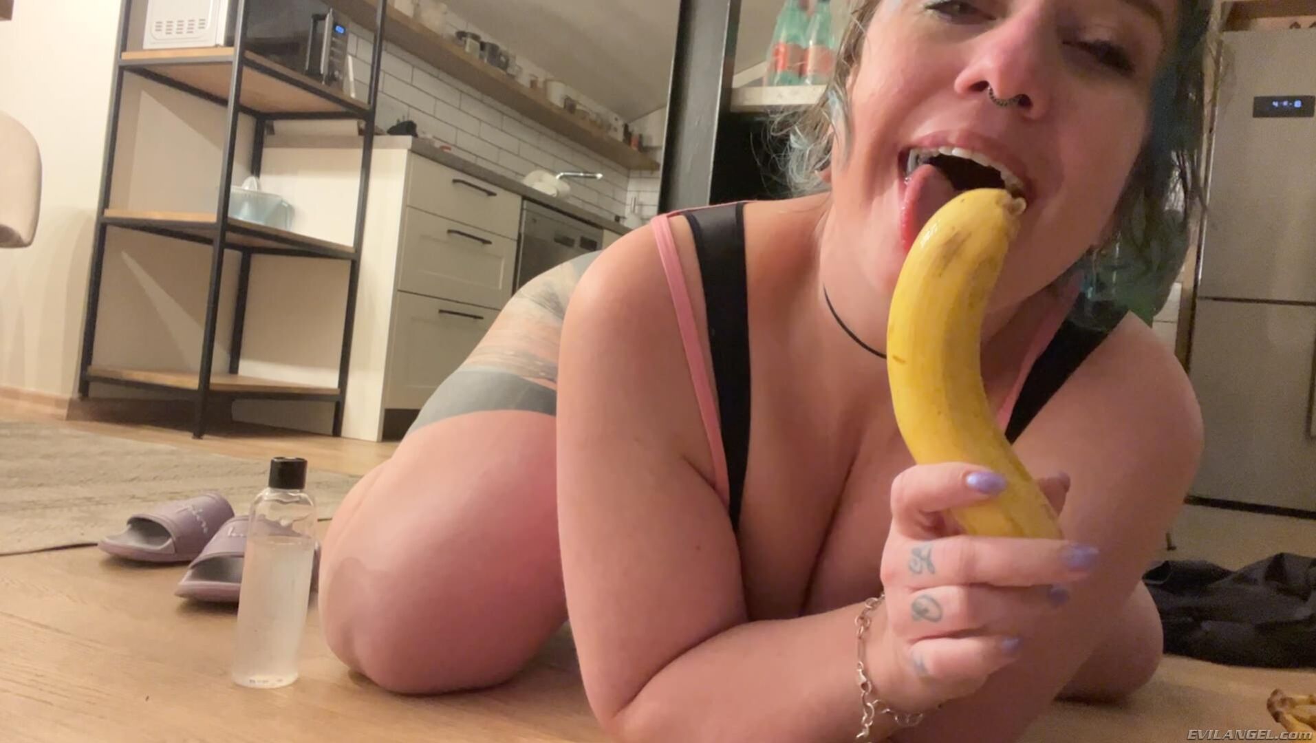 PROXY PAIGE ANAL & A2M BANANA PLAY