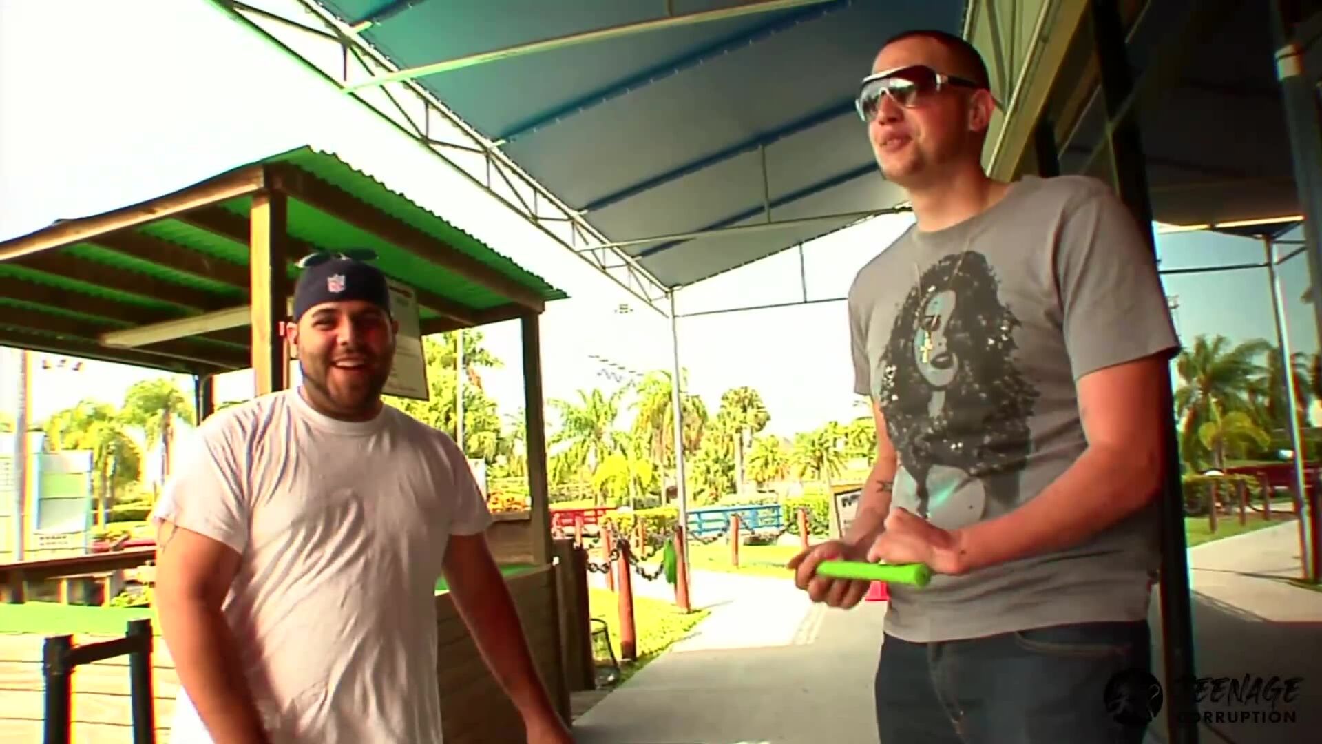 Minigolf Dare leads to hot hookup