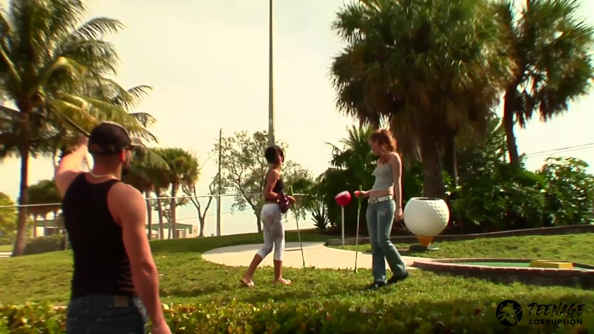 Minigolf Dare leads to hot hookup