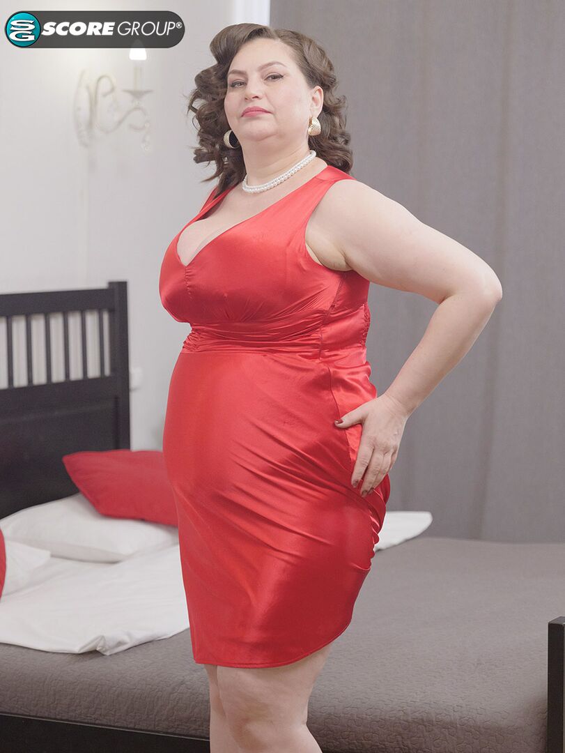 Melissa Blue: Belly Fucking!