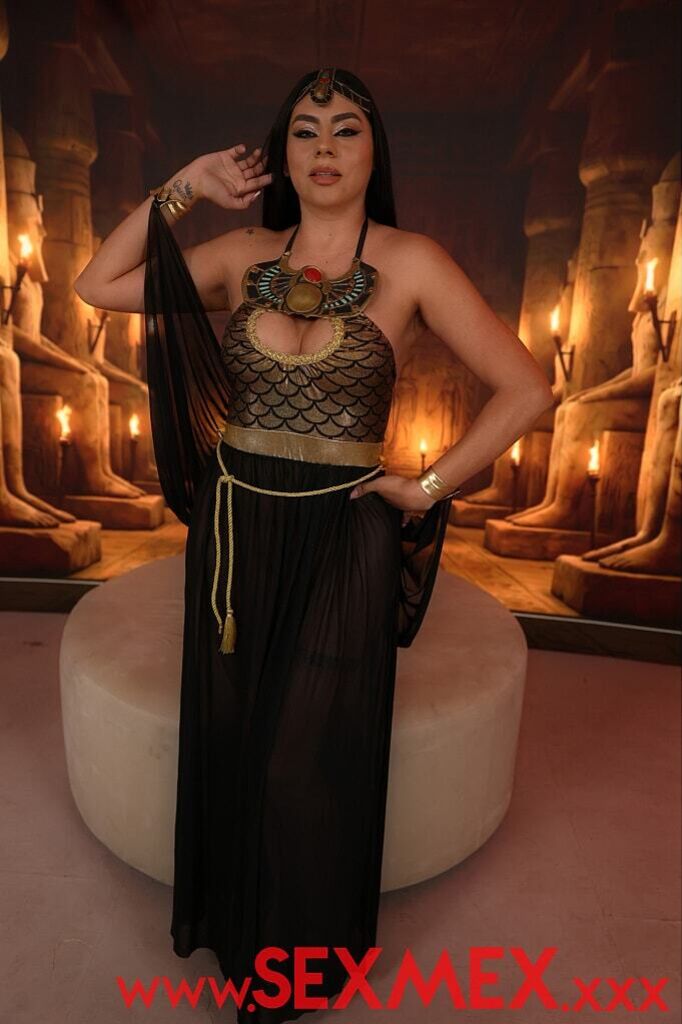 The Pharaoh's Stepmother . Melany Latina