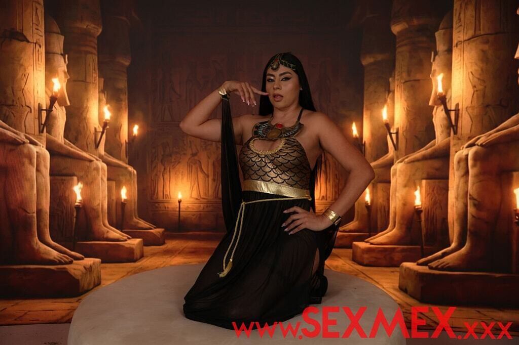 The Pharaoh's Stepmother . Melany Latina
