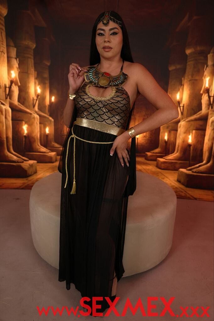The Pharaoh's Stepmother . Melany Latina