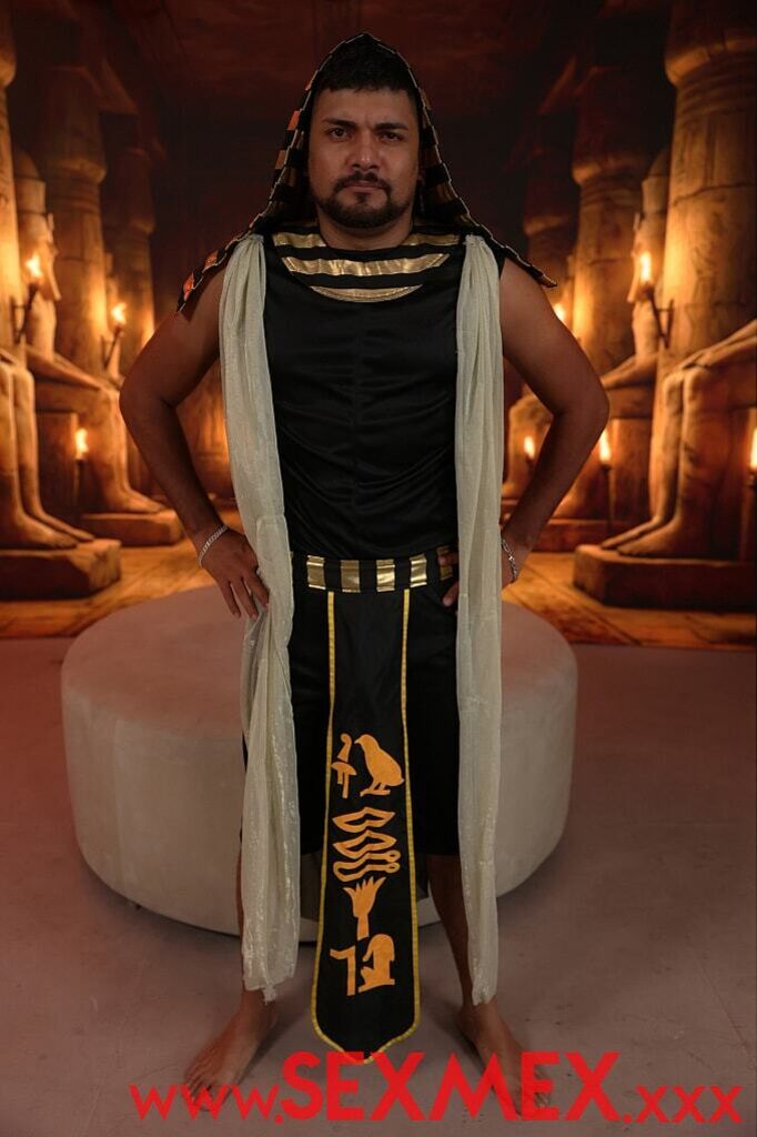 The Pharaoh's Stepmother . Melany Latina