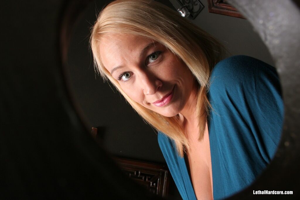 Big Titted Blond Slut Sucks Strangers Off At A Gloryhole