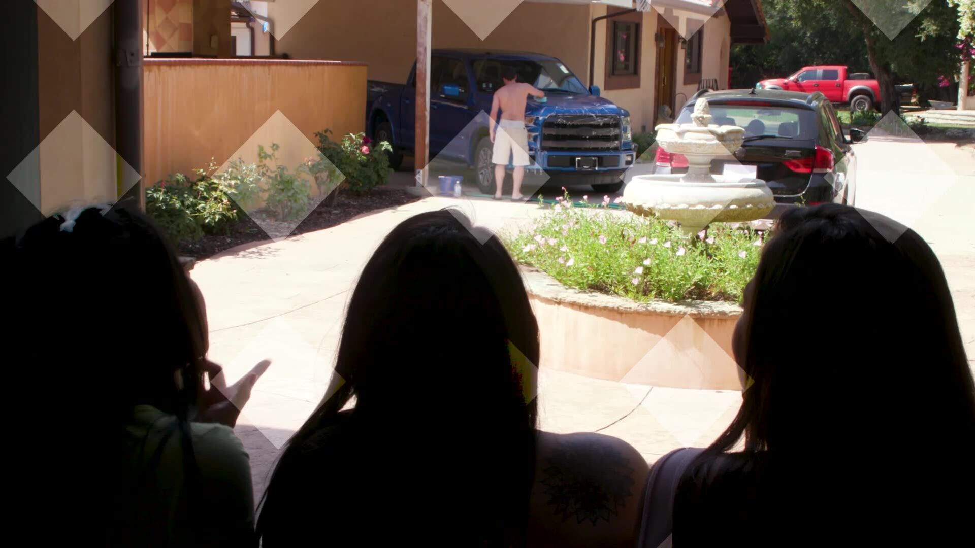 ScamAngels: Hottub Hotties