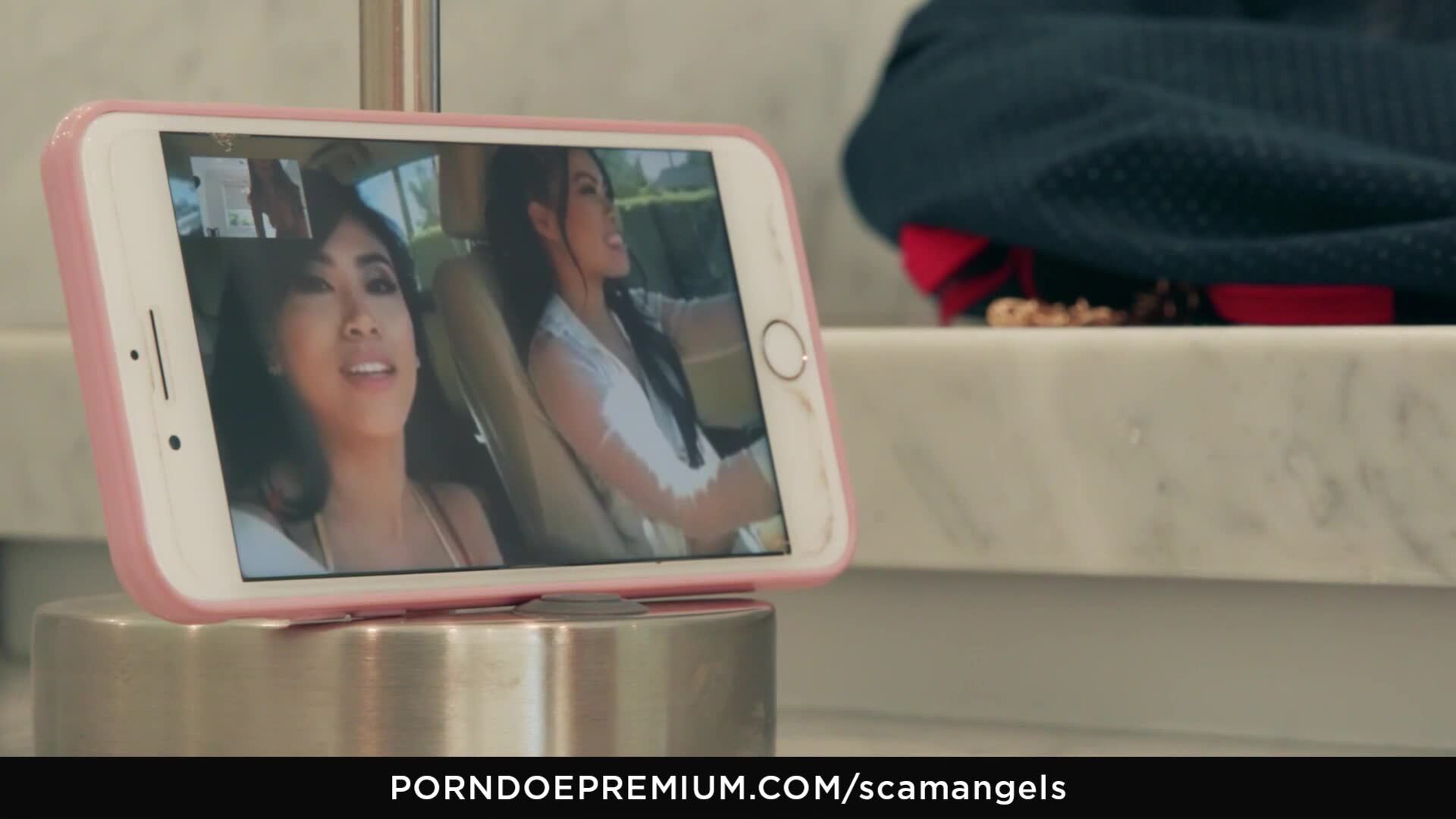 ScamAngels: Hottub Hotties