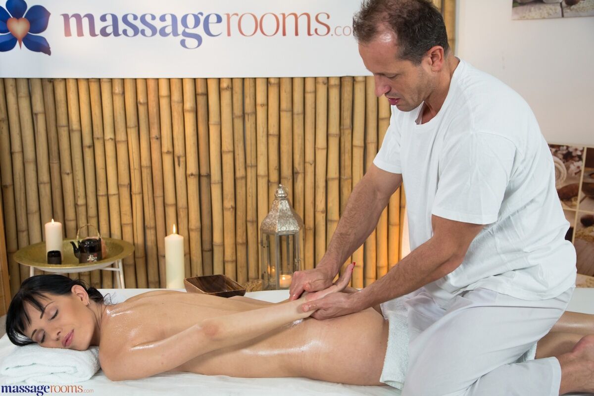 Short Hottie Massages Masseuse's Cock