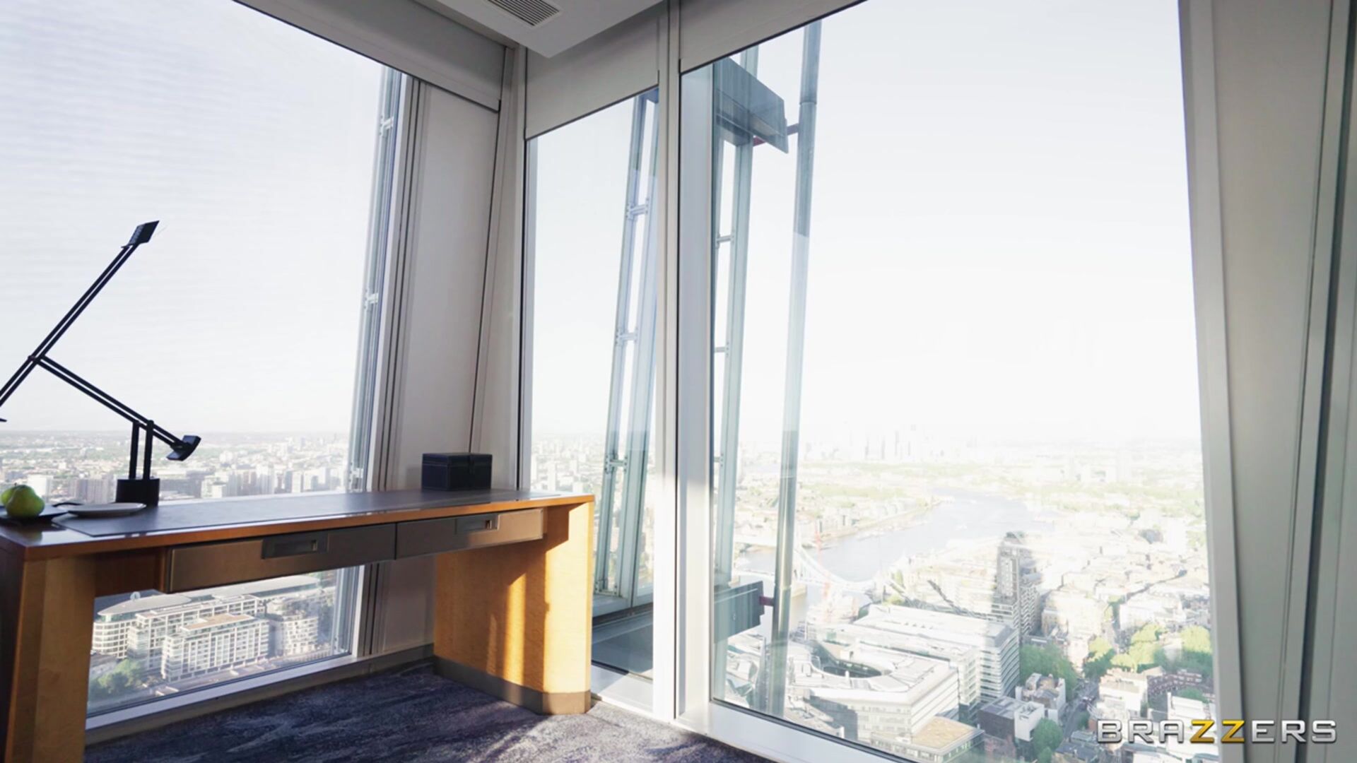 Clea'S Classy Penthouse Fuck