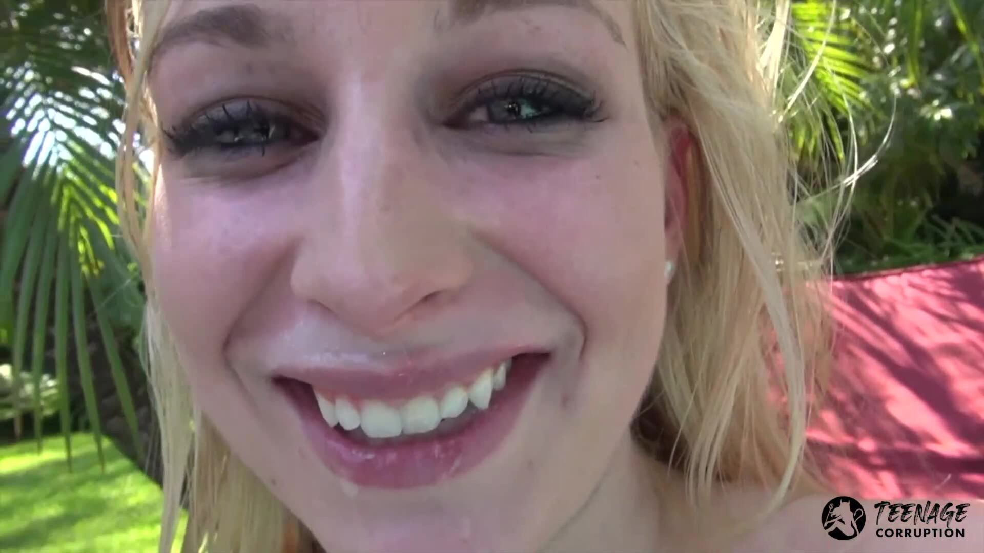 Poolside Teen Temptaion