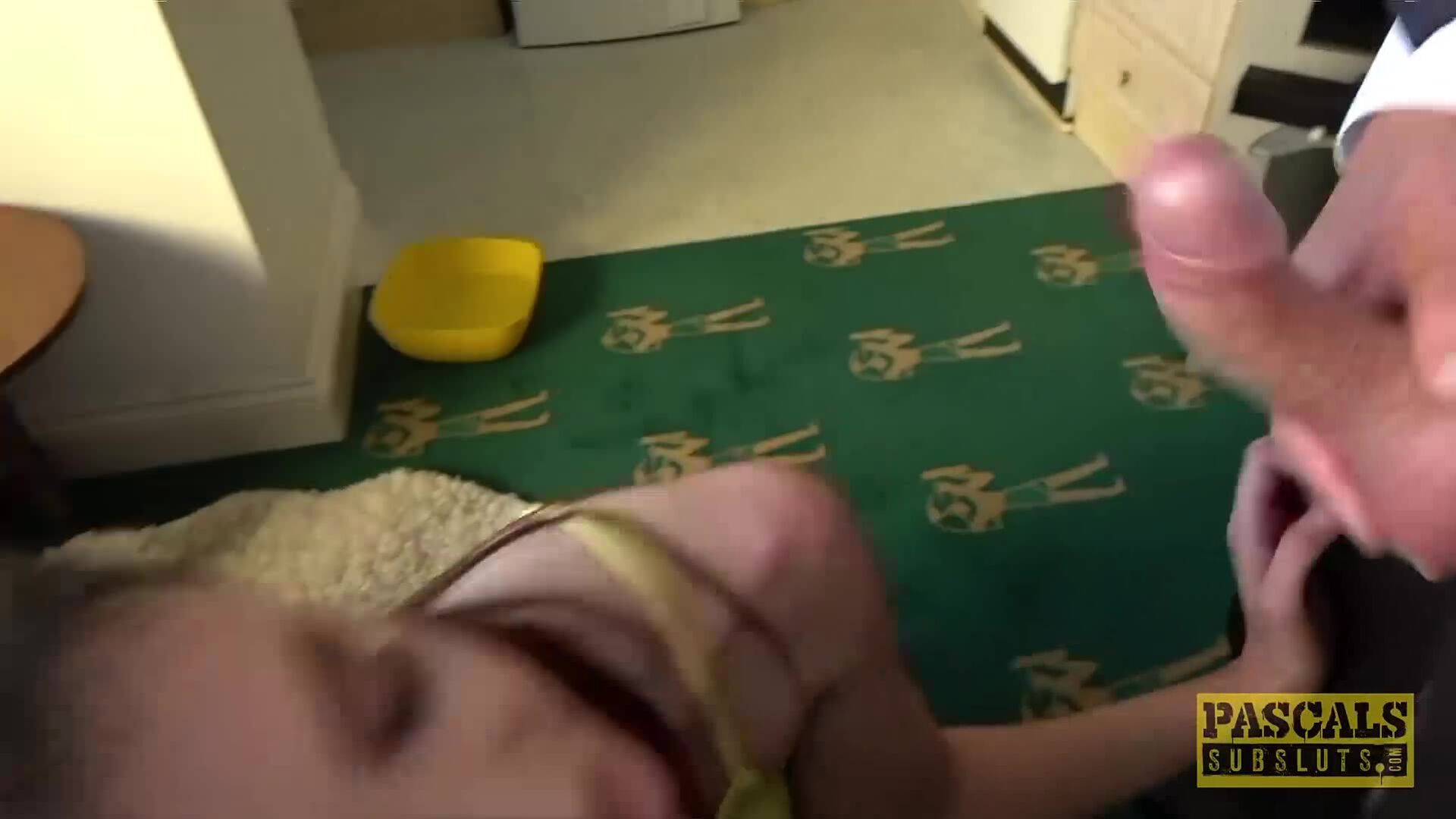 Lina Luxa: Puppy-Fucked