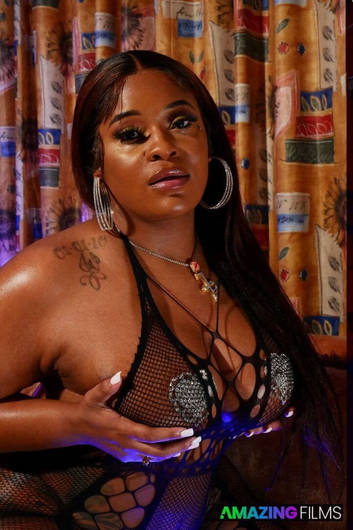 Waiting For Jaylas Horny Body