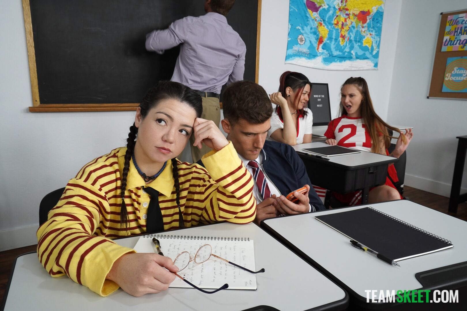 Nerdy Tomboy vs Cocky Jock: Mochi’s Classroom Bet