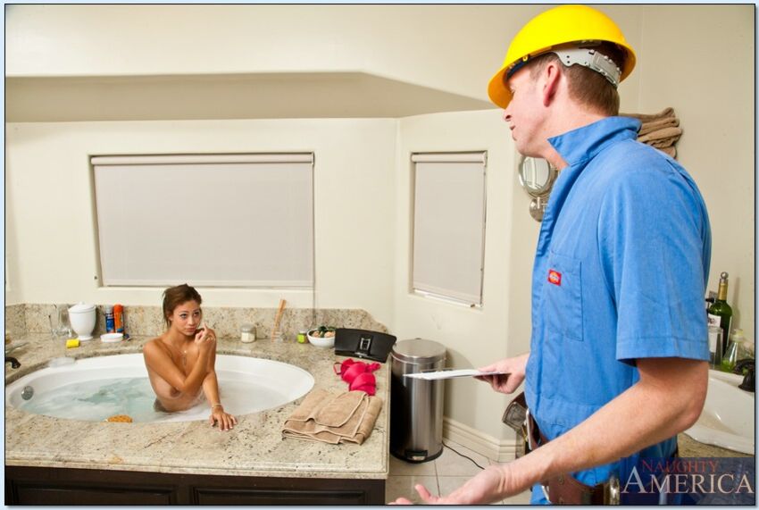 Jamie Valentine fucking in the bathroom with her big tits