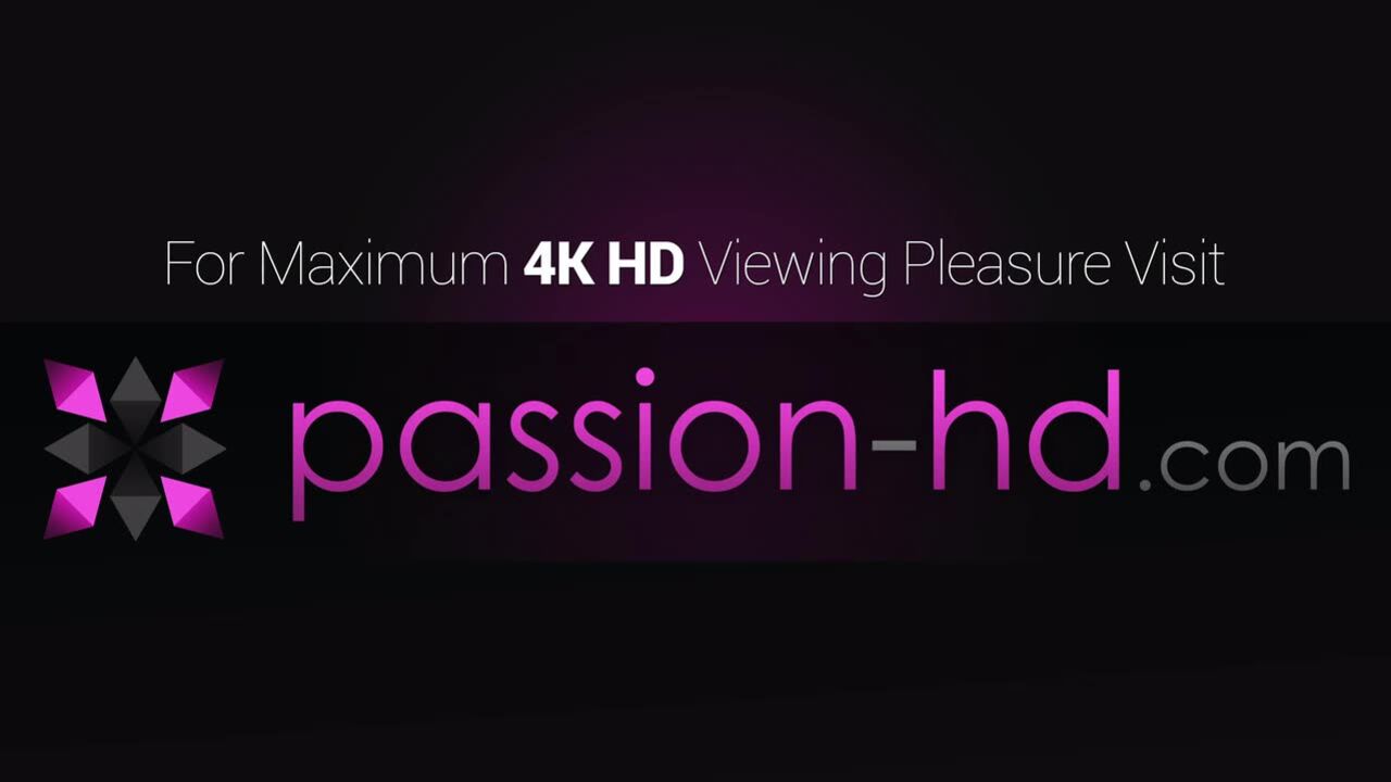 PassionHD: Skylar Vox