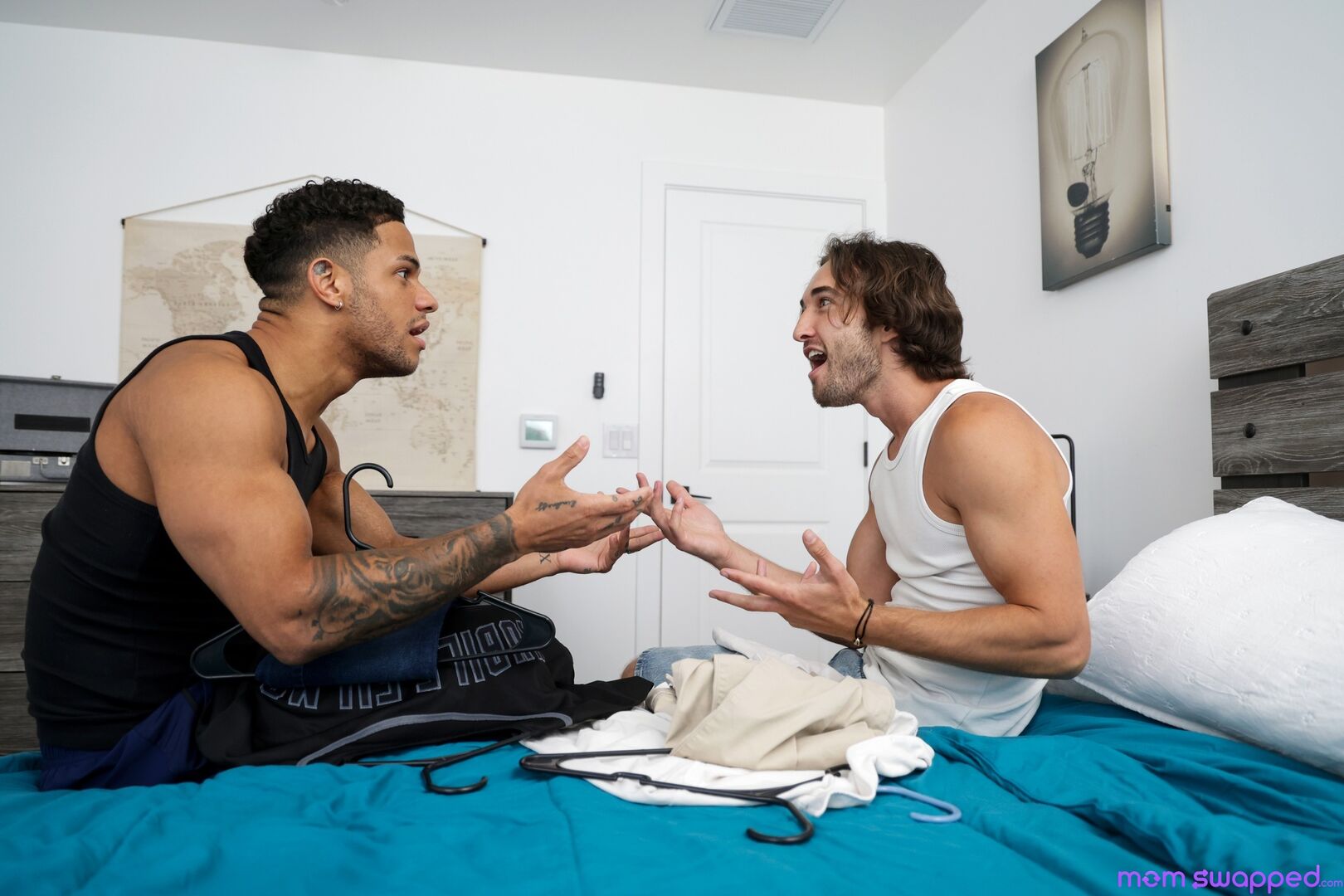 Maybe Our Stepmoms Can Teach Us The Kissing Game - S6:E2