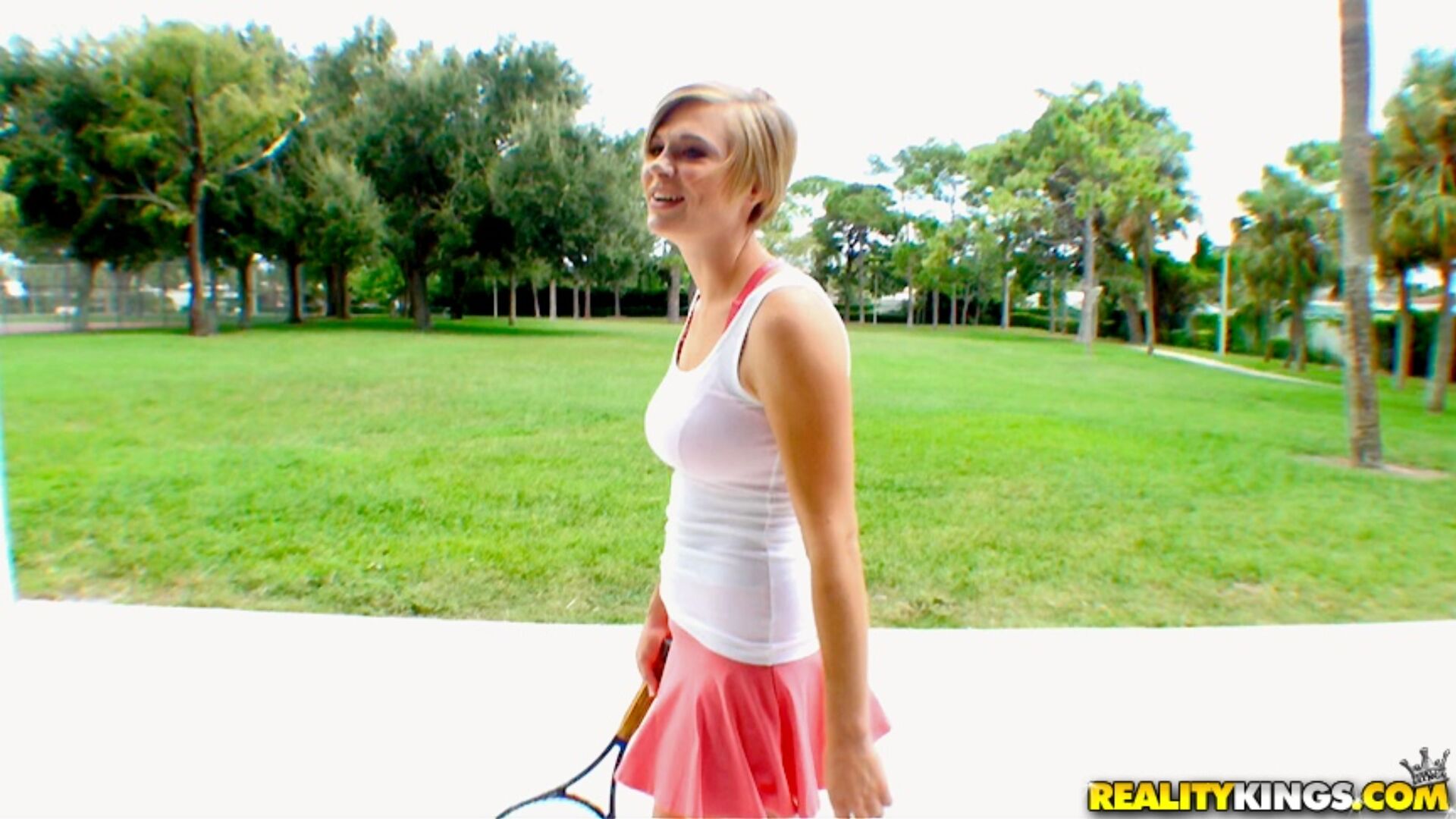 Tennis Titties2408