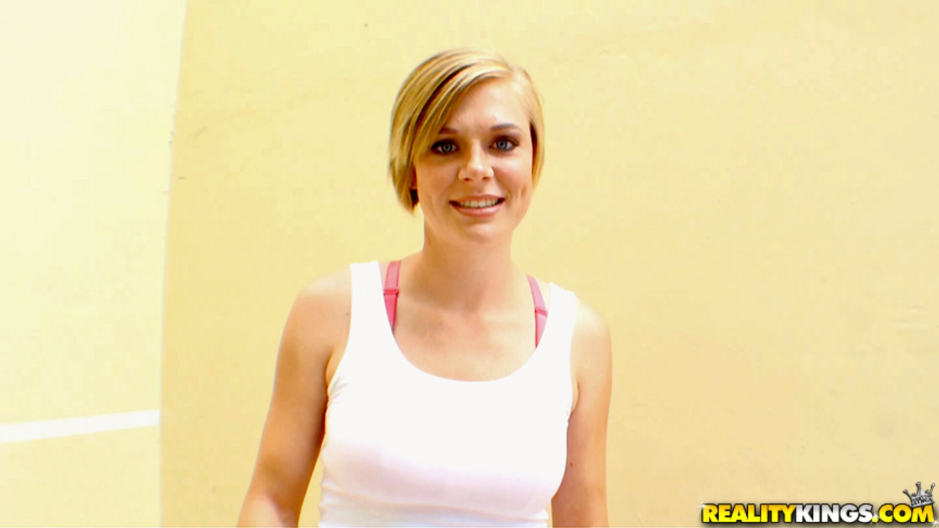 Tennis Titties2408
