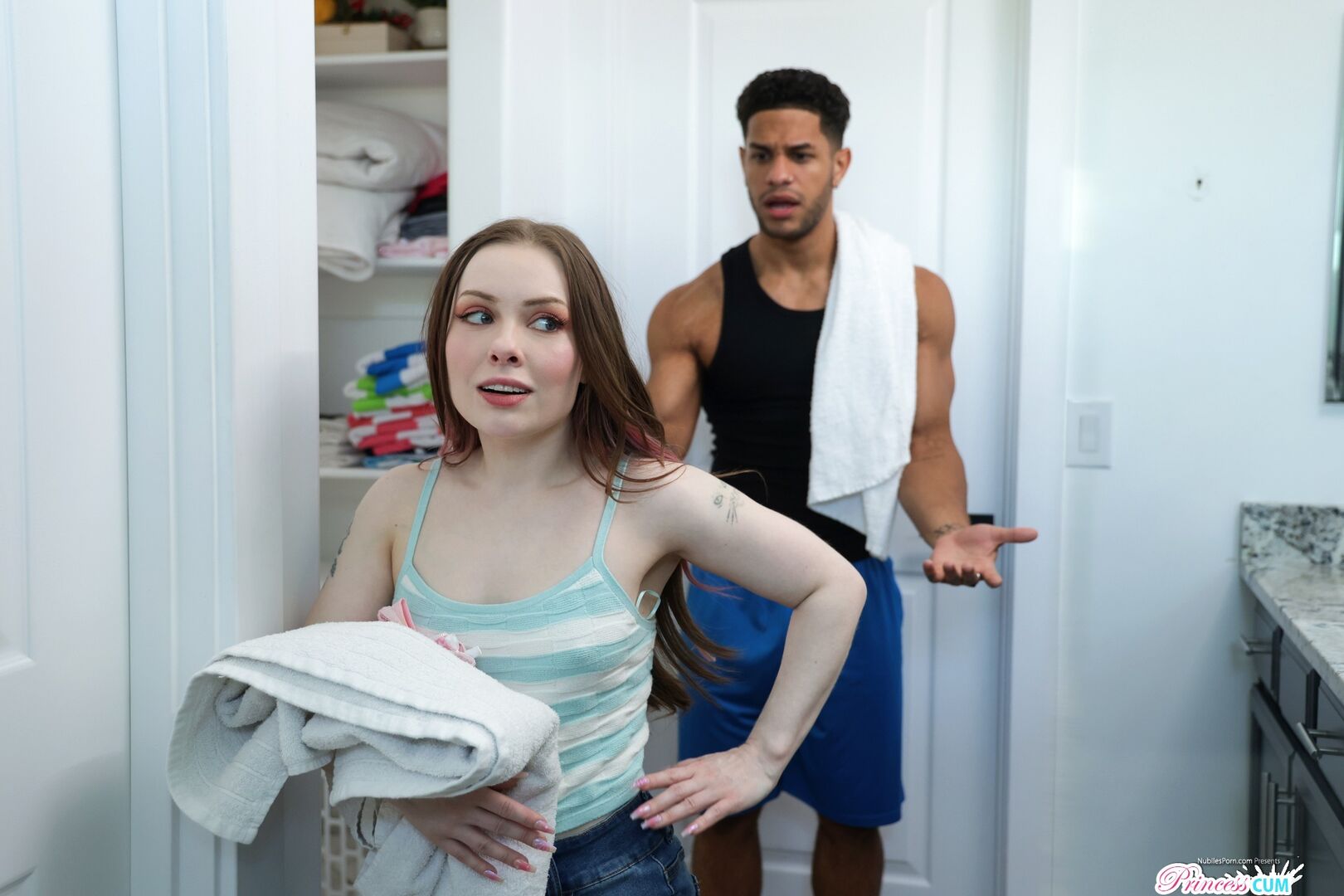 Whoever Gets Naked First Gets The Shower - S14:E7