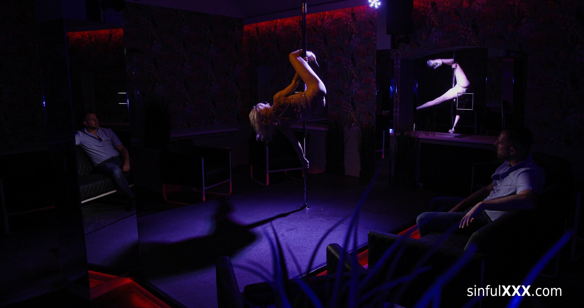 Strippers Delight 1