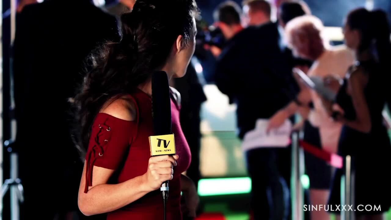SinfulXXX: Paparazzi 1