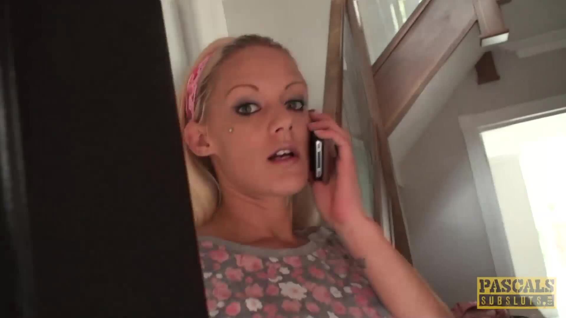 Loulou: Gobbles Down My Knob