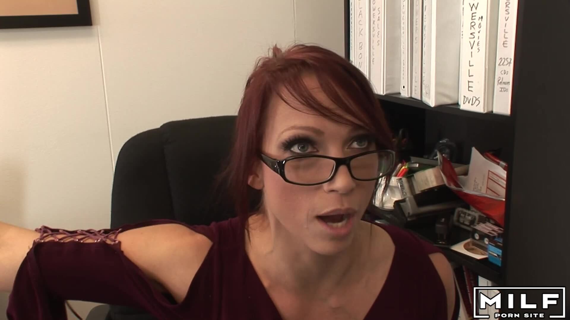 Nikki Hunter: Milf Frenzy