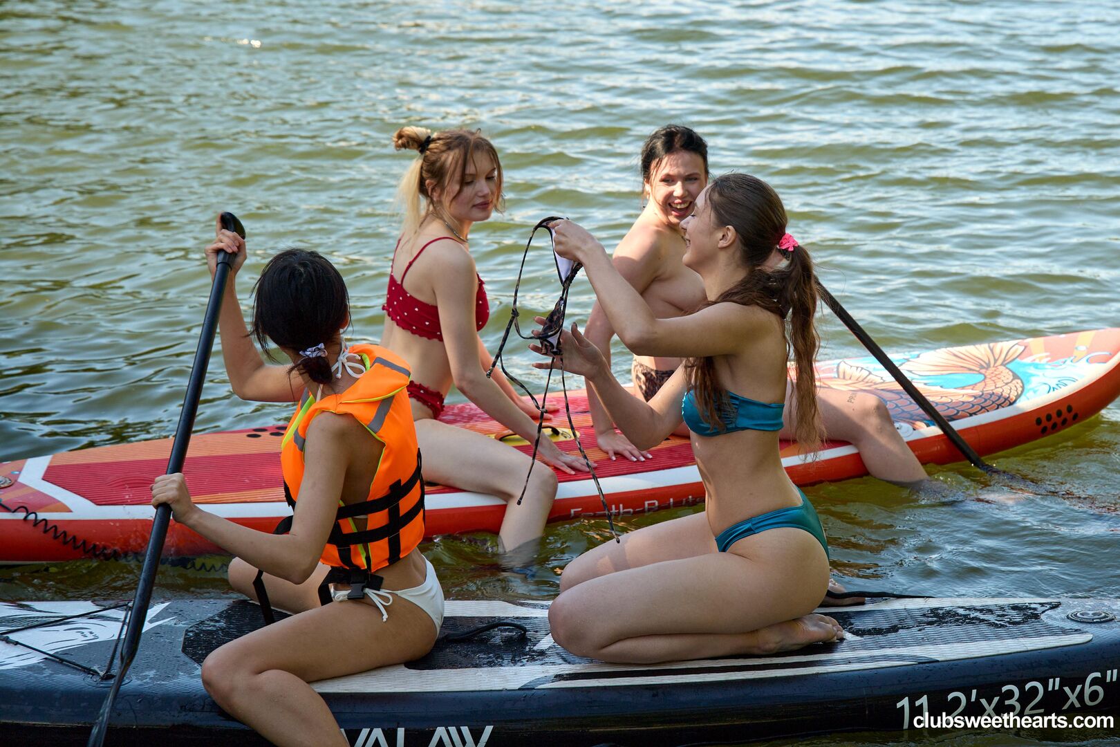 4 sweethearts, 2 sups