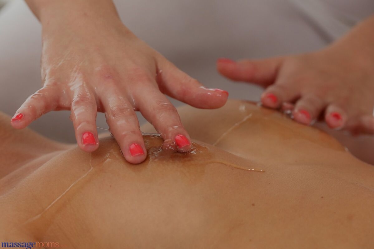 Masseuse Plays With Blonde's Perky Nipples