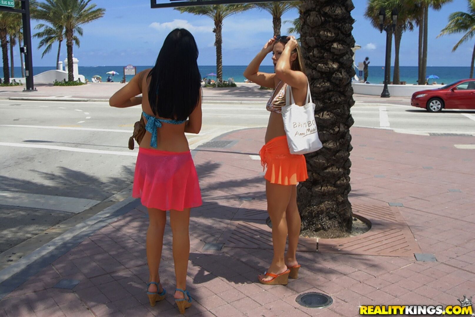 Horny Hotties