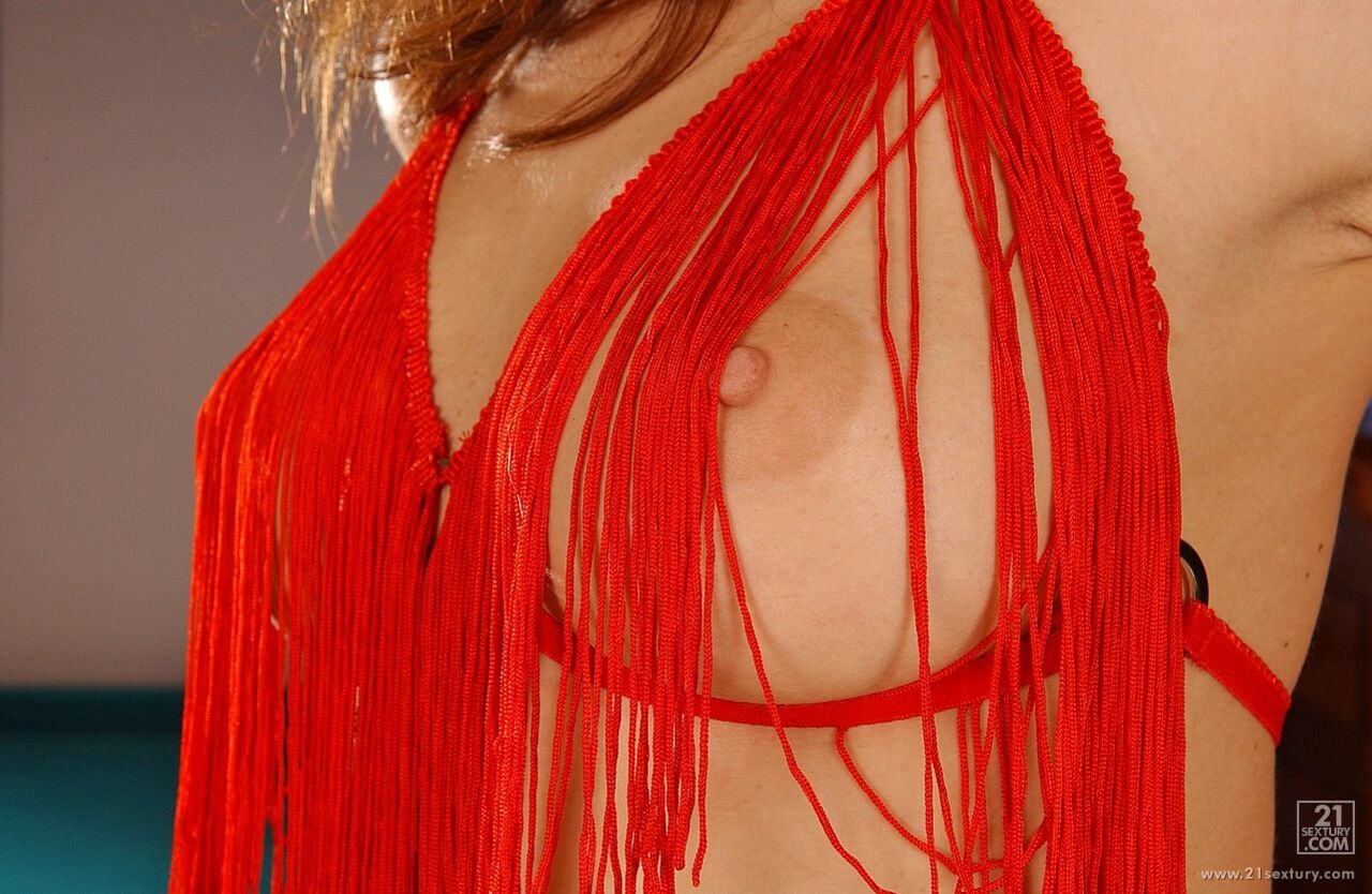 Red4827