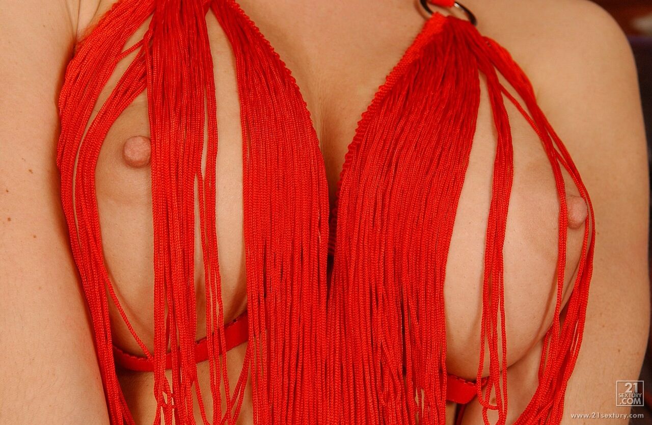 Red4827