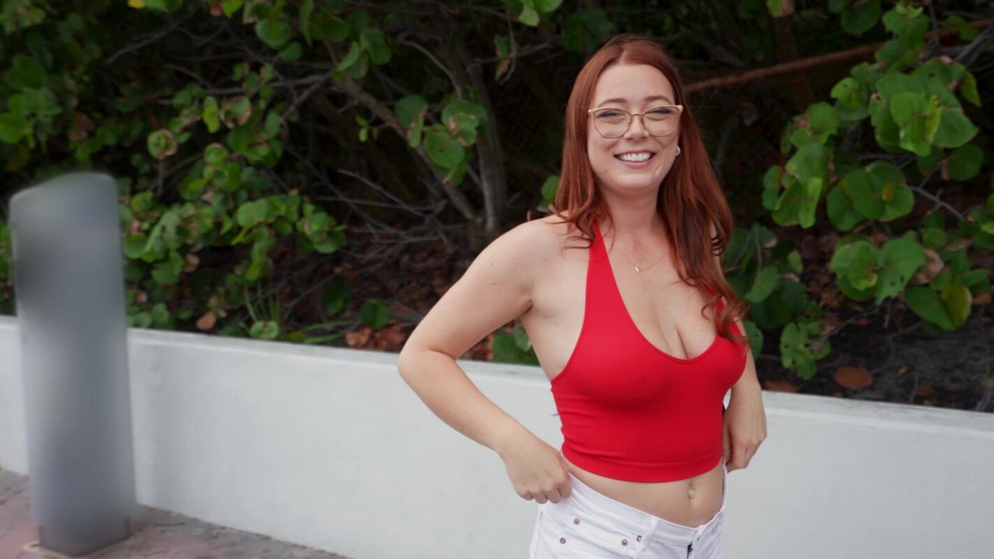 Big Booty Red Head Fucks On The Bus