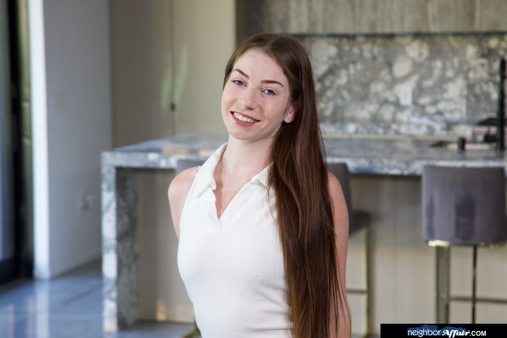 Cute and petite Avery Wilds wants her neighbor to unclog her pipes