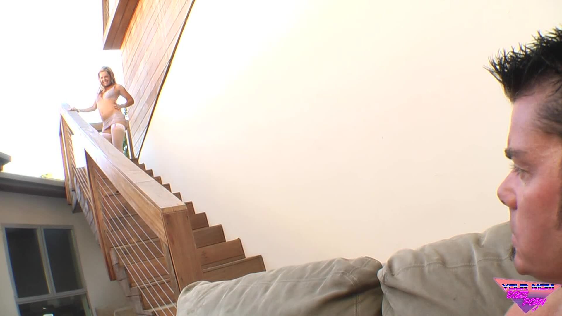 Kelly Leigh: Get That Cock Hard For Me!