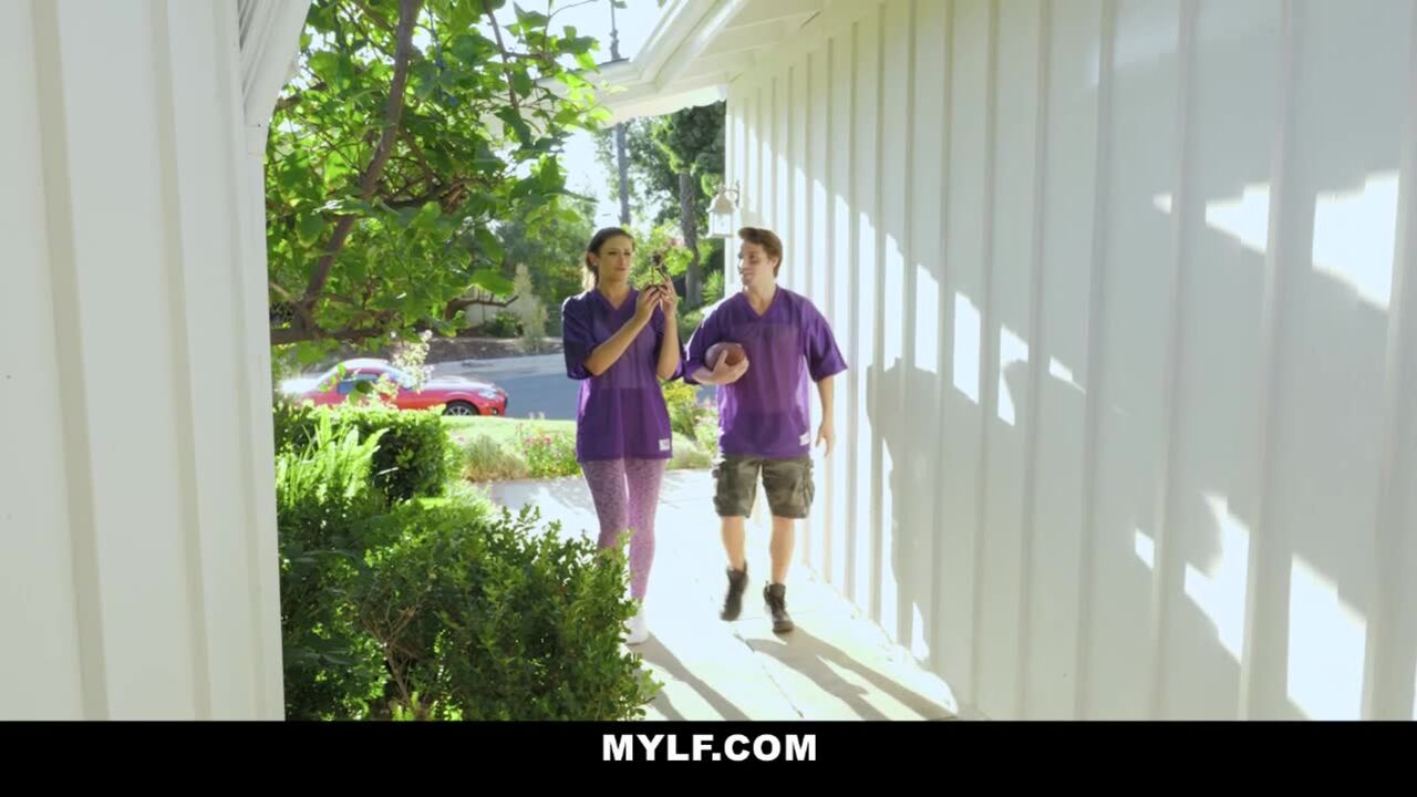 MYLF: Milfty Penny Barber